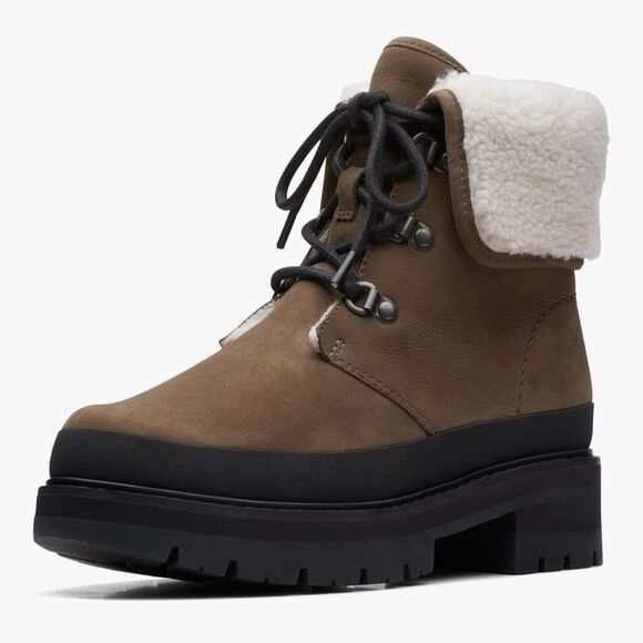 Clarks Shoes - Clark’s Women's Tan Winter Boots